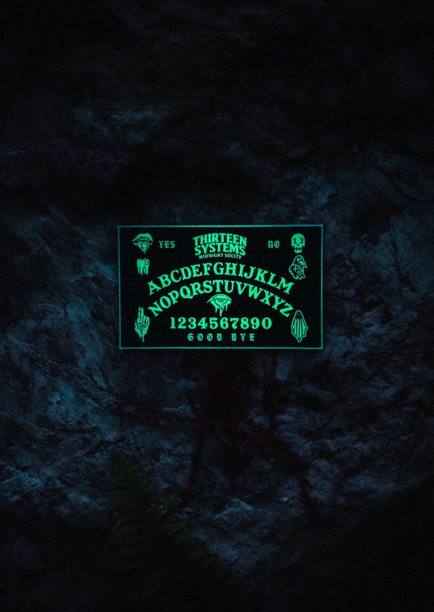 BLEM - Ouija Board 5x3 PVC Patch - Glow in the Dark