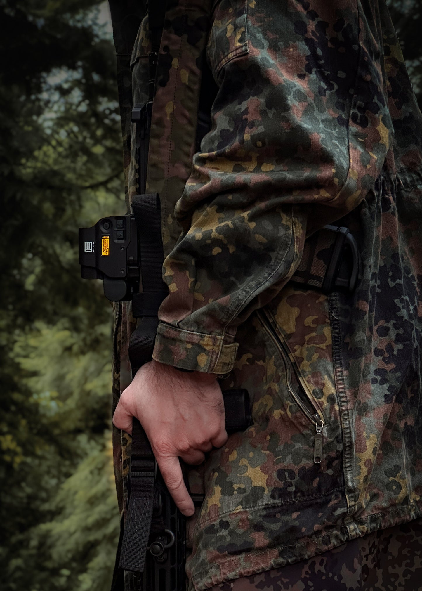 Flecktarn Sling + Exclusive Patch