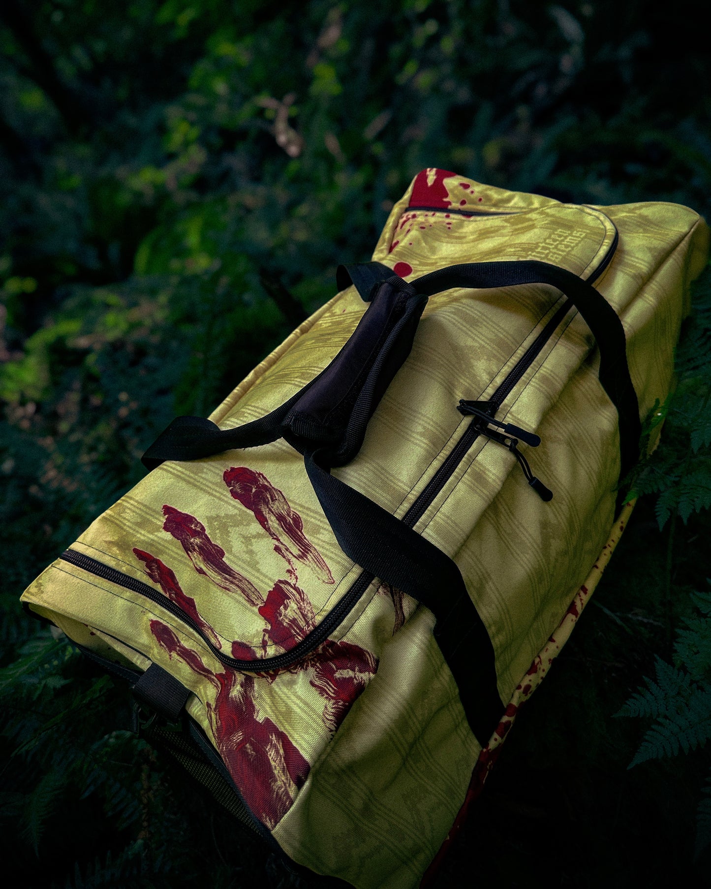 Backrooms Corrupted 50L Kit Duffel